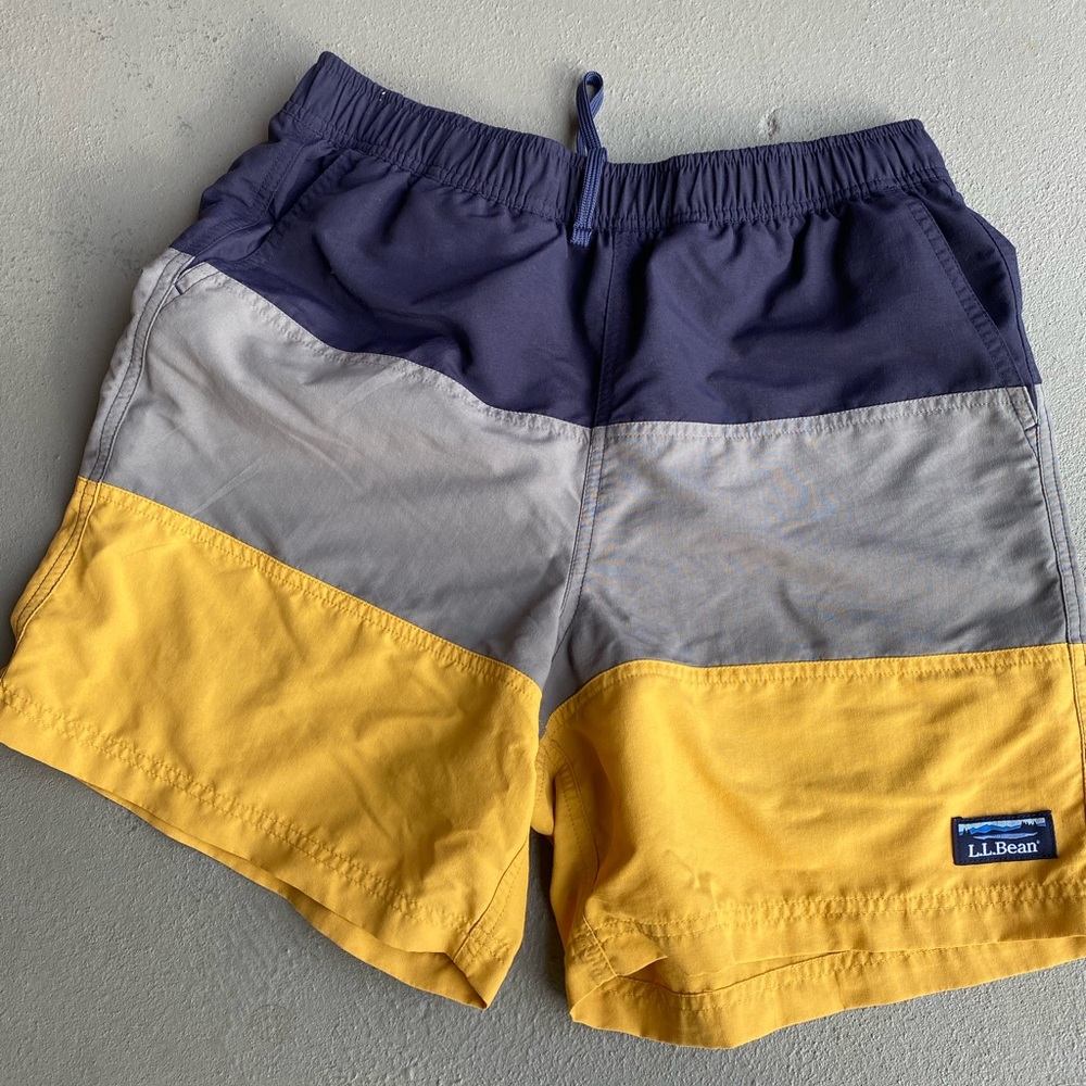 COPY - LL Bean Supplex Sport Short Colorblock